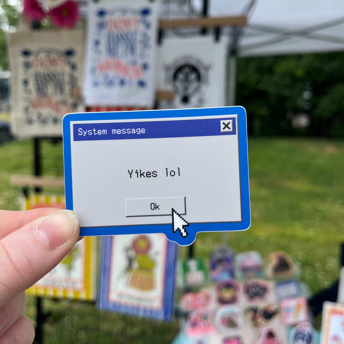 Sticker: Yikes lol